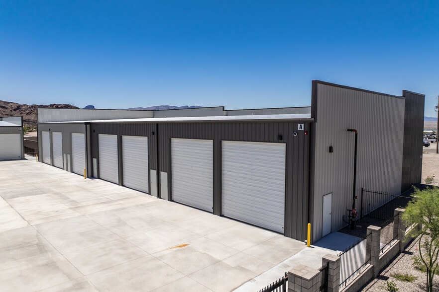 More Photos Of 3204 Sweetwater Ave, Lake Havasu City Self Storage For Sale