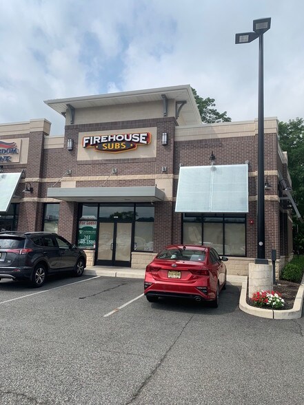 More Photos Of 380 State Rt 17, Mahwah Freestanding For Lease