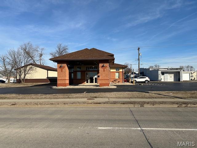 More Photos Of 263 Madison ave, Wood River Office For Sale