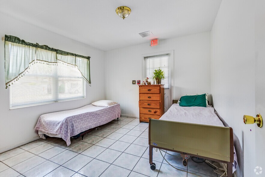 More Photos Of 6040 SE Front Rd, Belleview Assisted Living For Sale