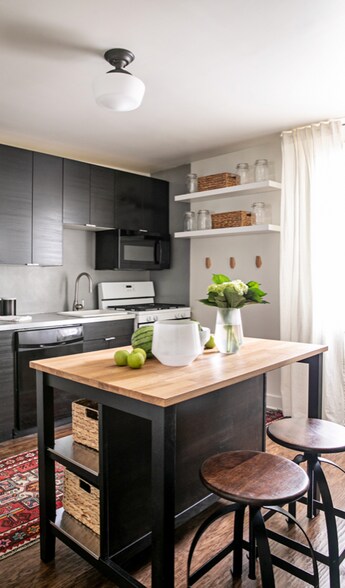 More Photos Of 345 Loomis Ave SE, Atlanta Apartments For Sale