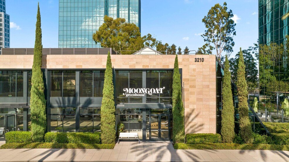 More Photos Of 611 Anton Blvd, Costa Mesa Unknown For Lease