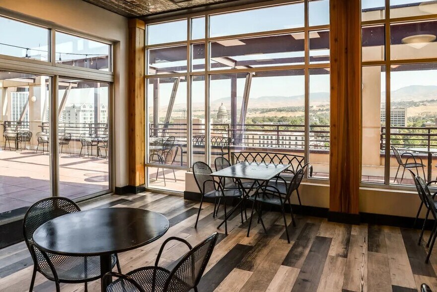 More Photos Of 250 S 5th St, Boise Office For Lease