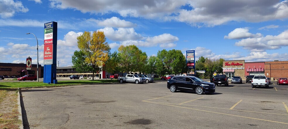 More Photos Of 3201 13th Ave SE, Medicine Hat Unknown For Lease