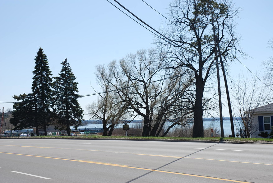 More Photos Of 5700 N US-31 Hwy, Acme Freestanding For Lease