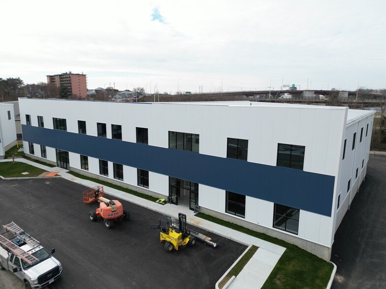 More Photos Of 140 Ace St, Fall River Light Manufacturing For Lease
