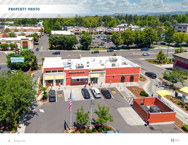 More Photos Of 1140 Biddle Rd, Medford Fast Food For Sale