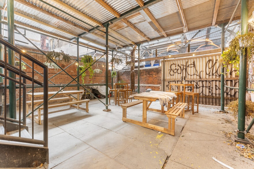 More Photos Of 187 Chrystie St, New York Apartments For Lease