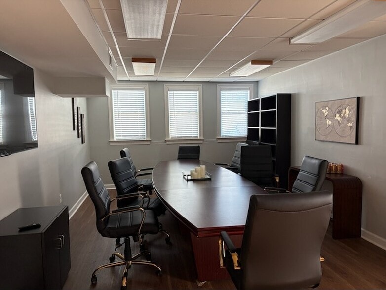 More Photos Of 5203 Manchester Dr, Temple Hills Religious Facility For Sale