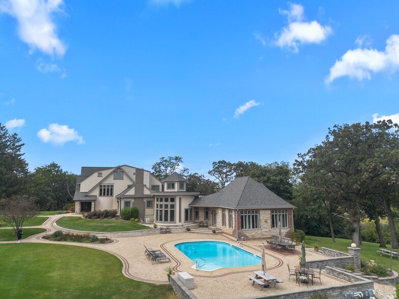 More Photos Of 8508 Il Route 120, Woodstock Specialty For Sale