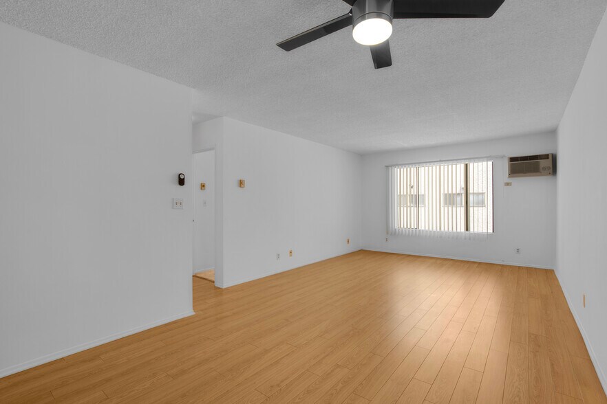More Photos Of 3346 S Canfield Ave, Los Angeles Apartments For Sale