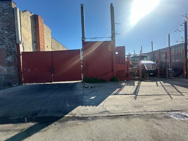 More Photos Of 160 Sullivan St, Brooklyn Industrial For Lease