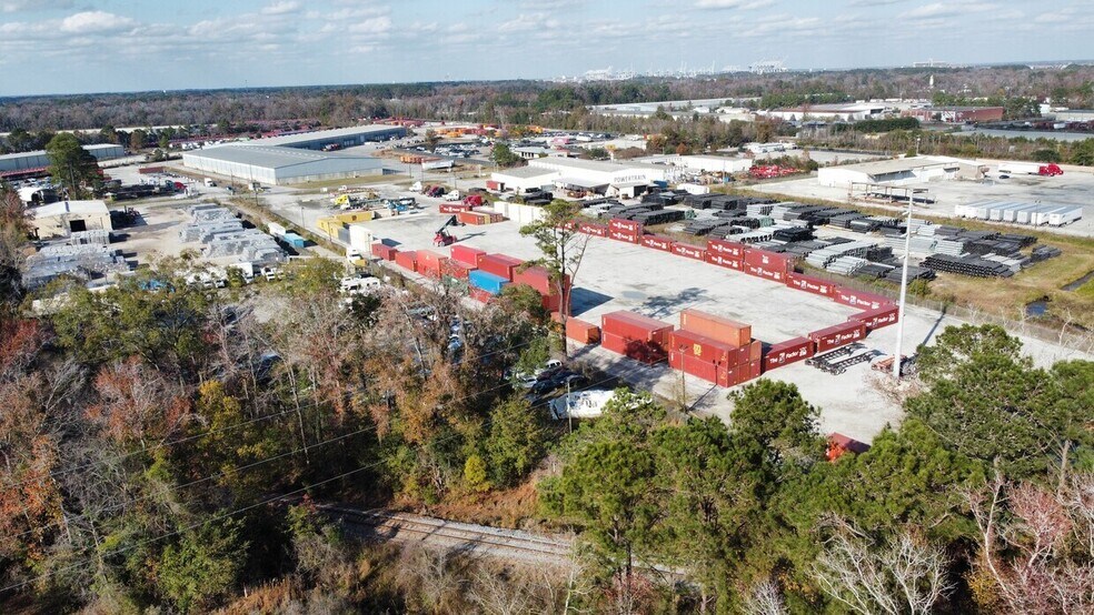 More Photos Of 420 Telfair Road, Garden City Land For Lease