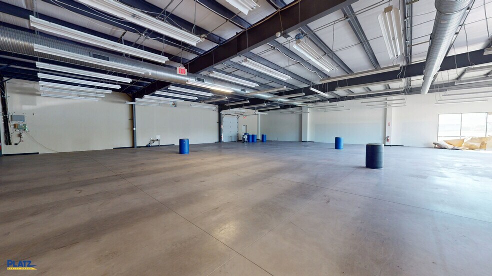 More Photos Of 3454 Youngstown Rd SE, Warren Freestanding For Sale