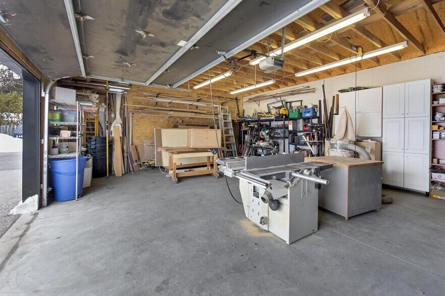 More Photos Of 578 Kingston Rd W, Ajax Office For Sale
