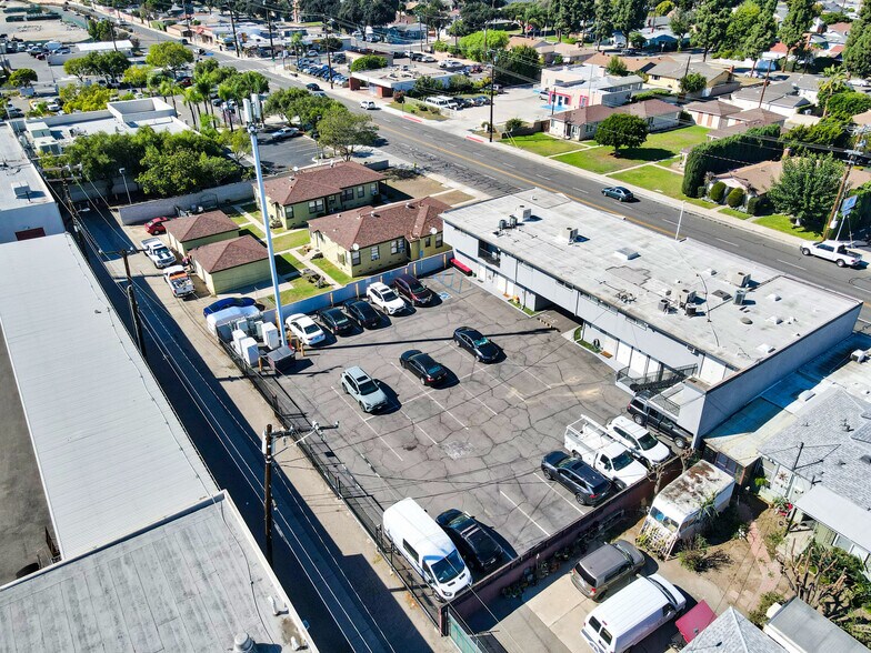 More Photos Of 1532-1538 W Commonwealth Ave, Fullerton Storefront Retail Residential For Lease