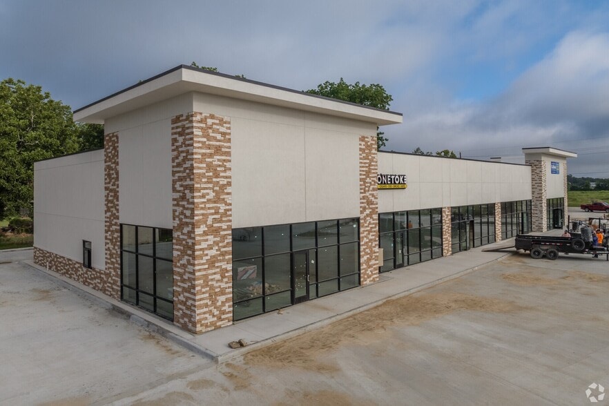 More Photos Of 21941 Rosehill Reserve Dr, Tomball General Retail For Lease