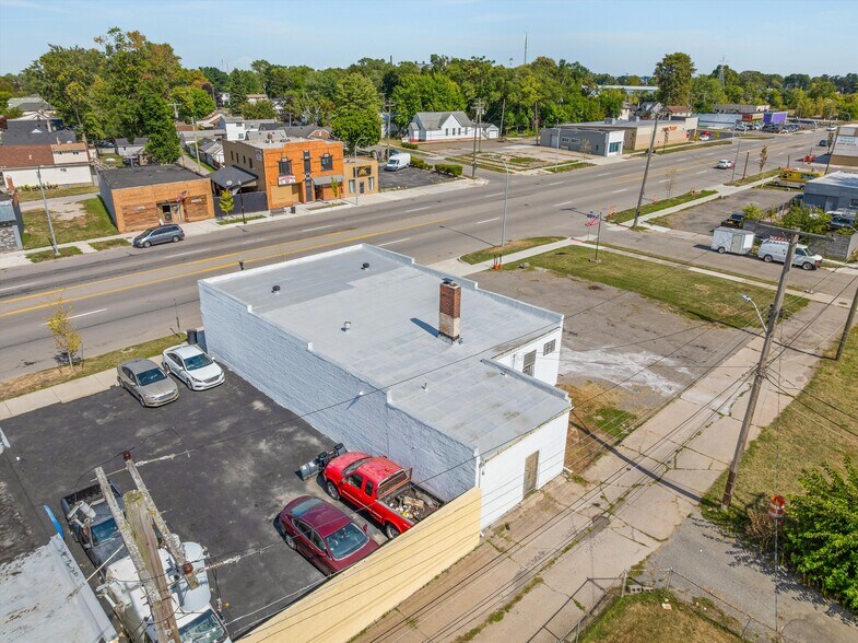 More Photos Of 227 Southfield Rd, Ecorse Warehouse For Sale
