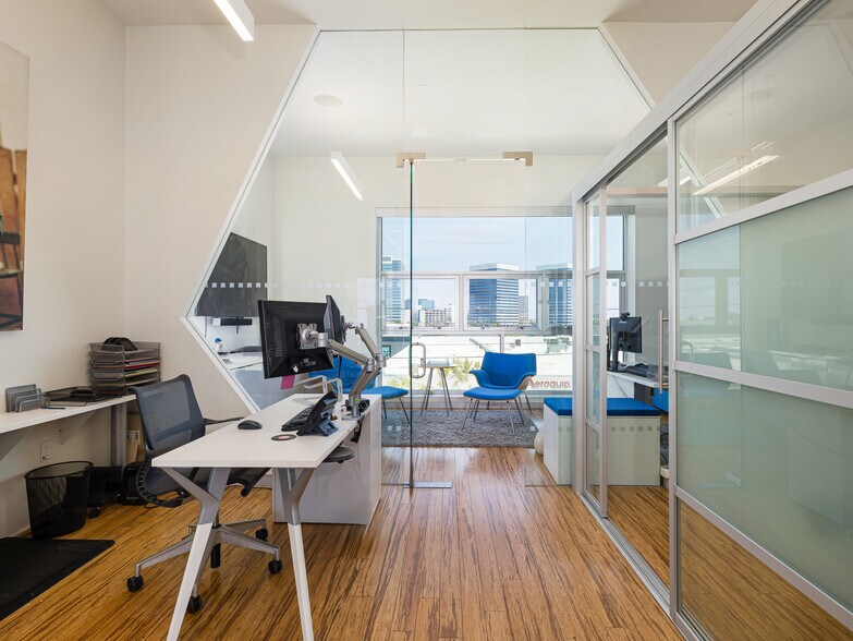 More Photos Of 215-237 California St, El Segundo Loft Creative Space For Lease