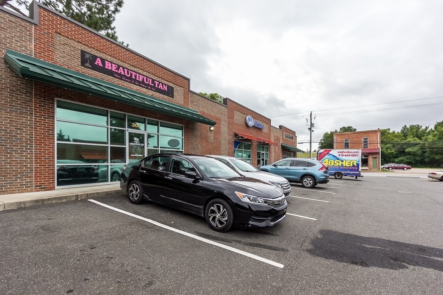 More Photos Of 133 E Main St, Youngsville General Retail For Lease