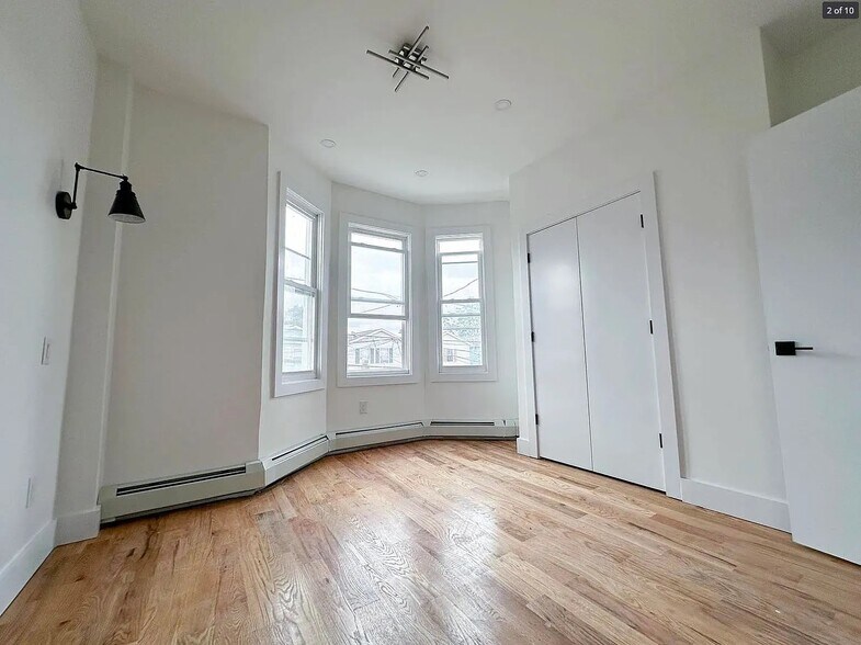 More Photos Of 239 Halladay St, Jersey City Apartments For Sale