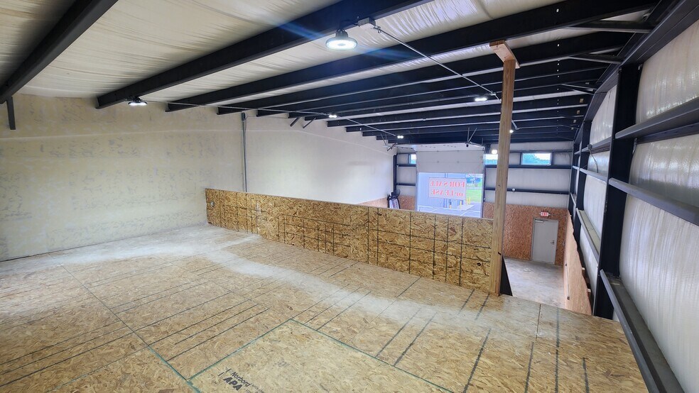 More Photos Of 159 Armstrong Ct, Norman Flex For Sale