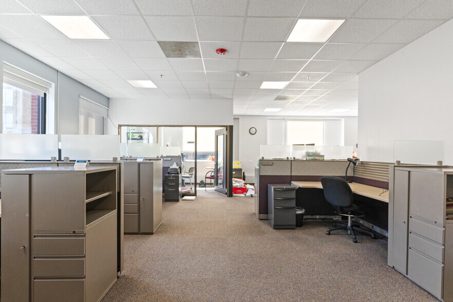 More Photos Of 307 Cumberland Ave, Portland Office For Sale