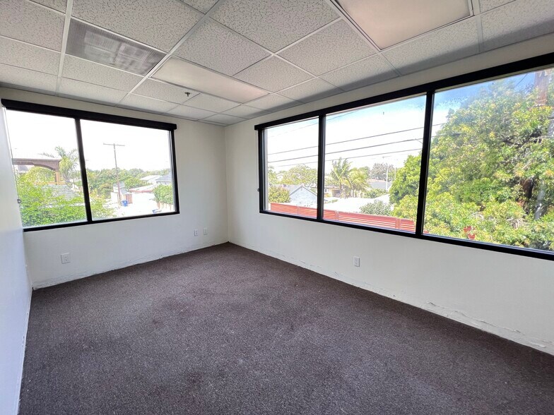 More Photos Of 2615 190th St, Redondo Beach Office For Lease