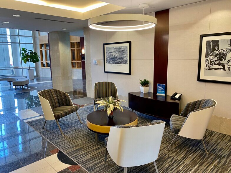 More Photos Of 9025 N River Rd, Indianapolis Office For Lease