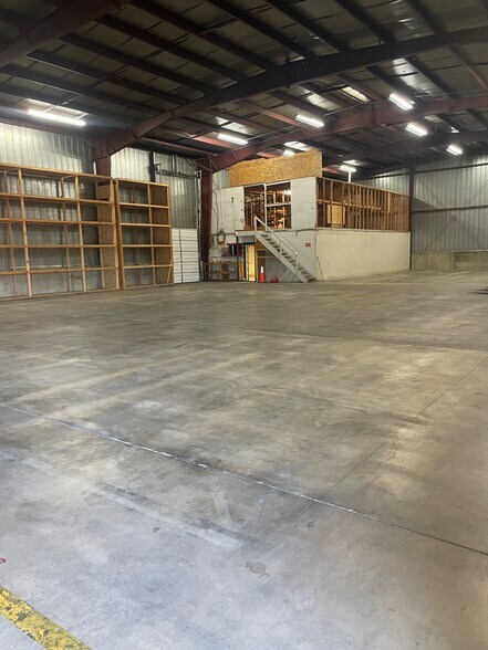 More Photos Of 2325 Sinton Rd, Colorado Springs Warehouse For Lease