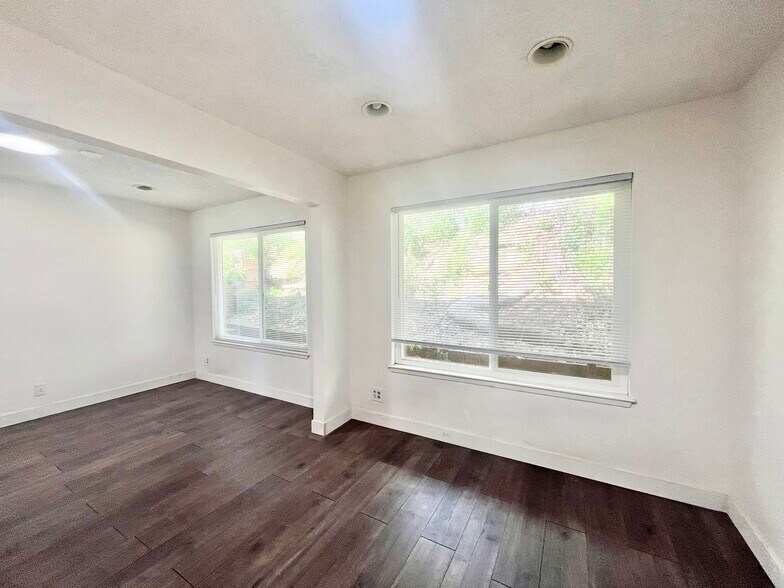 More Photos Of 8329 Fair Oaks Blvd, Carmichael Medical For Lease