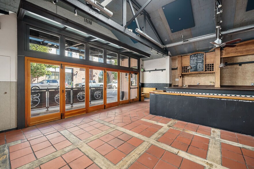 More Photos Of 1121 Broad St, San Luis Obispo Restaurant For Sale