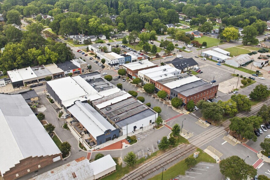More Photos Of 17-19 W Second St, Wendell Specialty For Sale
