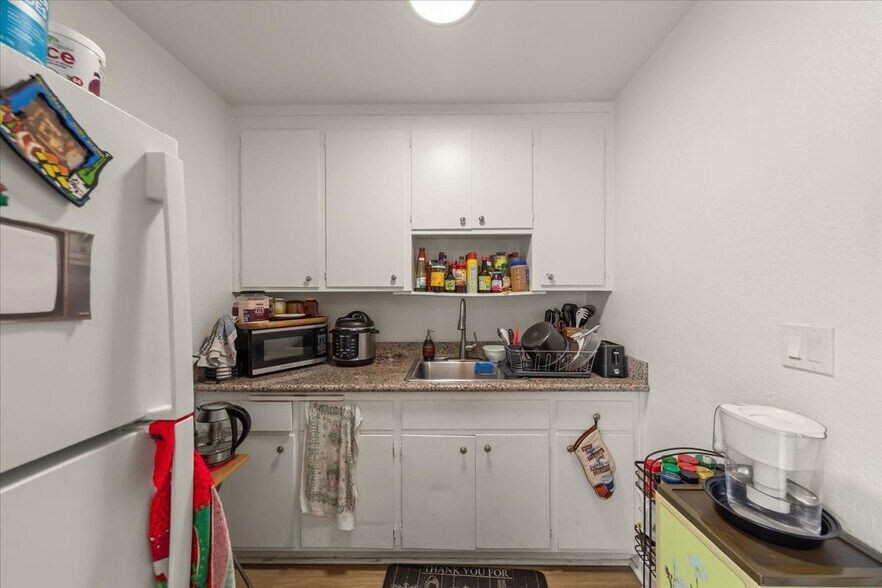 More Photos Of 20324 Forest Ave, Castro Valley Apartments For Sale