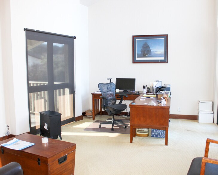 More Photos Of 550 Hartnell St, Monterey Office For Lease