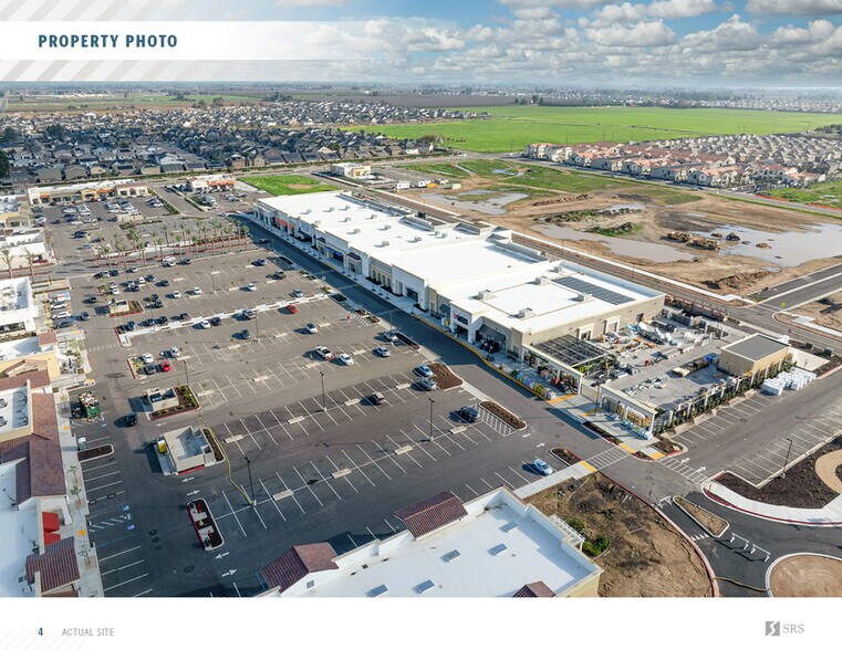 More Photos Of 3682 Shaw Ave, Clovis General Retail For Sale