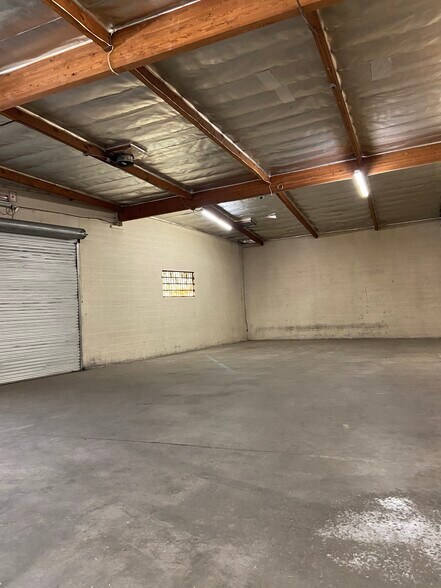 More Photos Of 1105 Kearney St, Los Angeles Warehouse For Lease