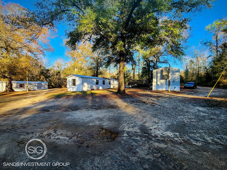 Primary Photo Of 2614 Springhill Rd, Bonifay Apartments For Sale