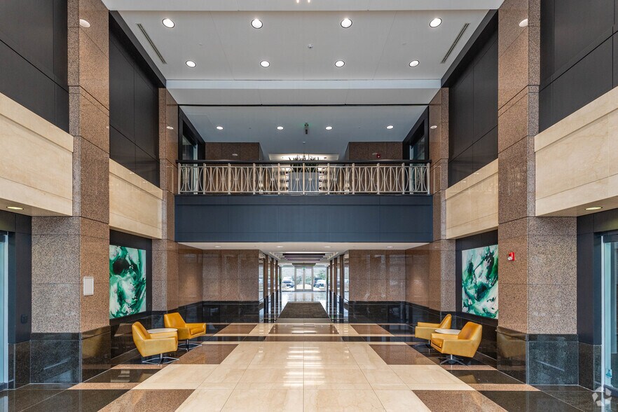 More Photos Of 6640 Carothers Pky, Franklin Office For Lease