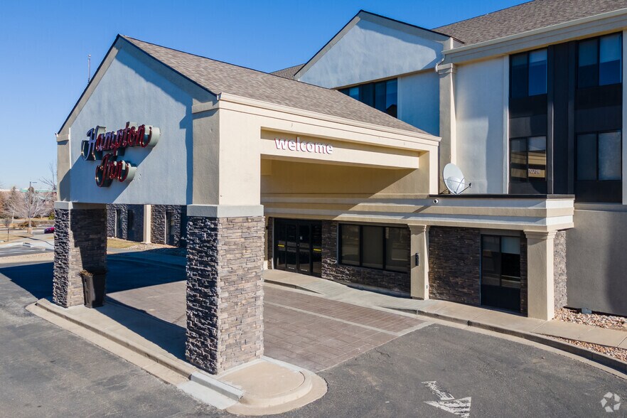 More Photos Of 912 W Dillon Rd, Louisville Hotel For Sale