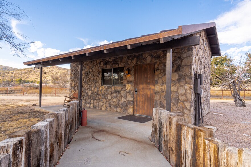 More Photos Of 51238 N Pinal Ranch Rd, Miami Land For Sale