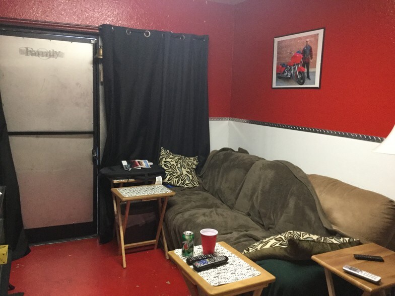 More Photos Of 2297-2317 American Ave, Hayward Warehouse For Sale