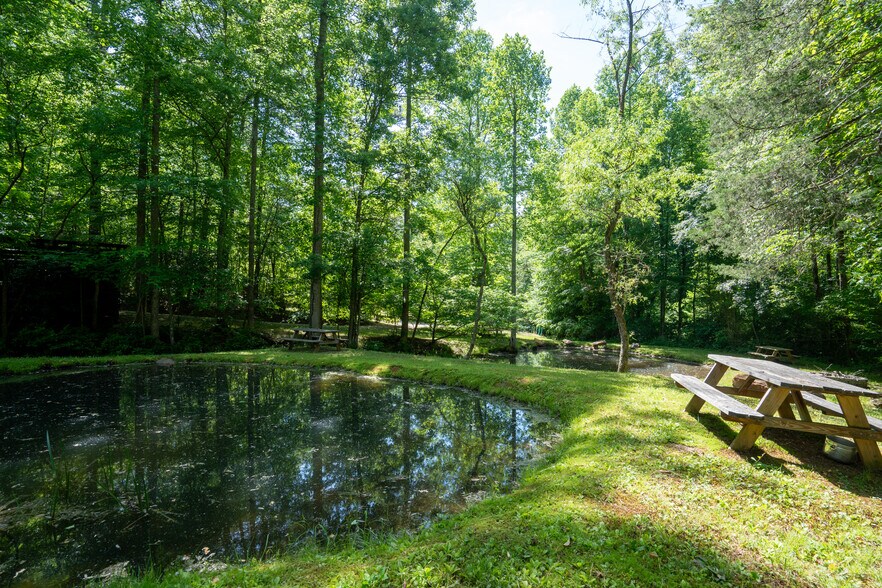 More Photos Of 38 Camp Ultima Blvd, Franklin Hospitality For Sale