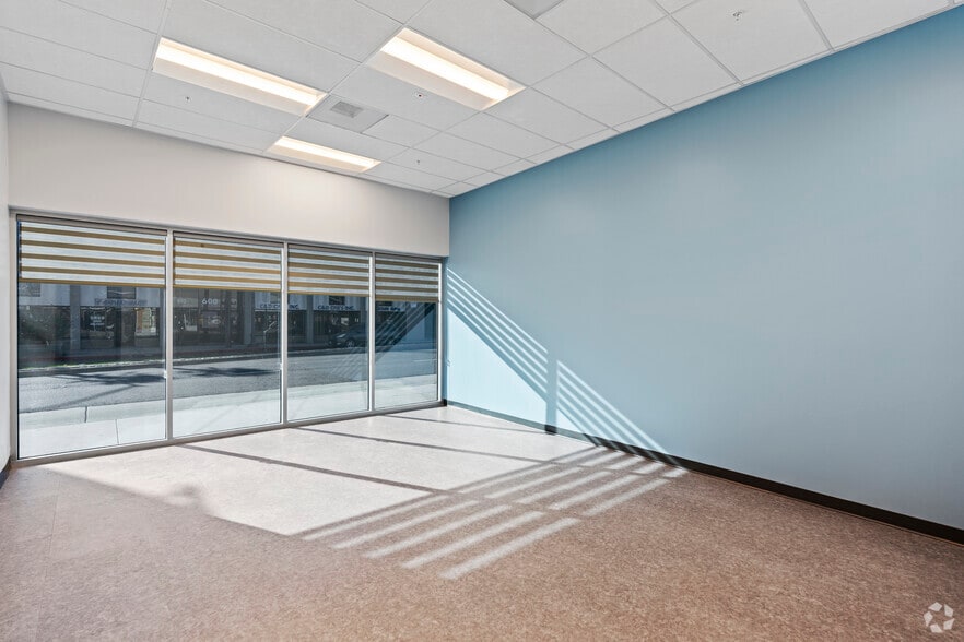 More Photos Of 535-611 W Main St, Alhambra Storefront Retail Office For Lease