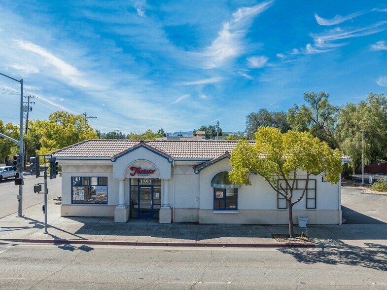 More Photos Of 1593 1st St, Livermore Fast Food For Lease