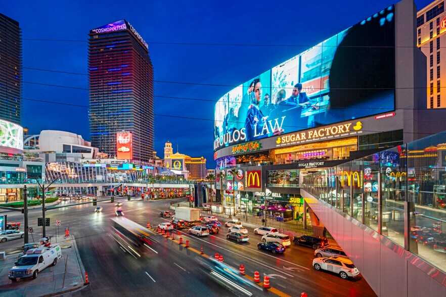 More Photos Of 3717 S Las Vegas Blvd, Las Vegas Unknown For Lease