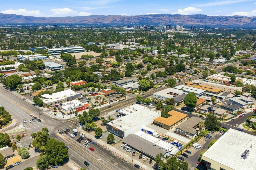 More Photos Of 902 S Bascom Ave, San Jose Industrial For Lease