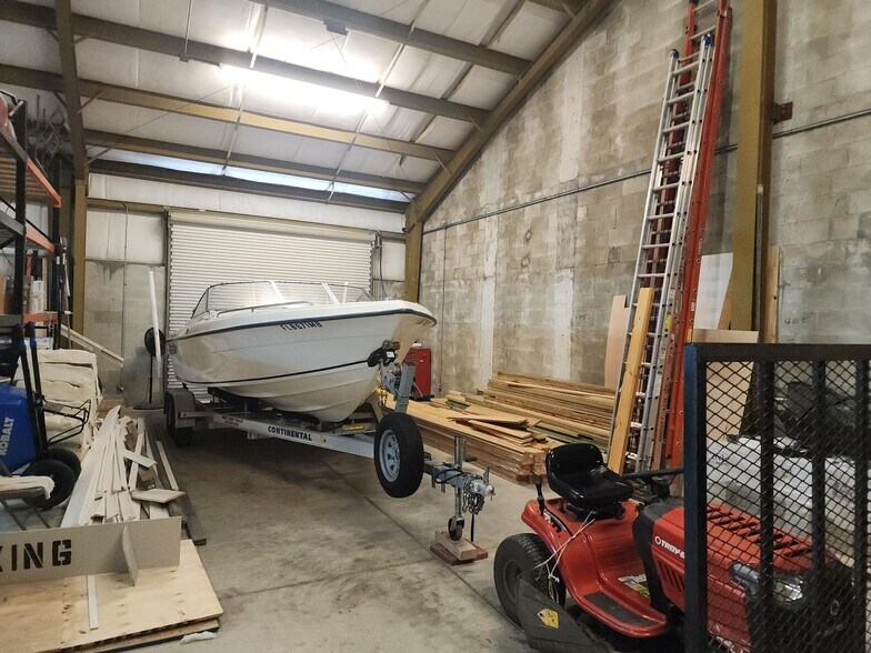 More Photos Of 1007 NE 7th Ter, Cape Coral Warehouse For Sale