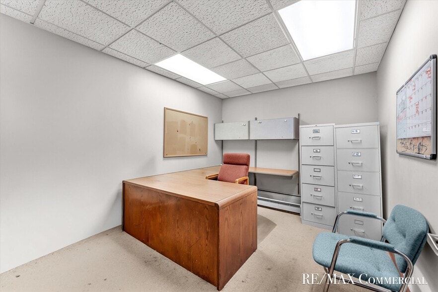 More Photos Of 758 Burton St SE, Grand Rapids Office For Sale