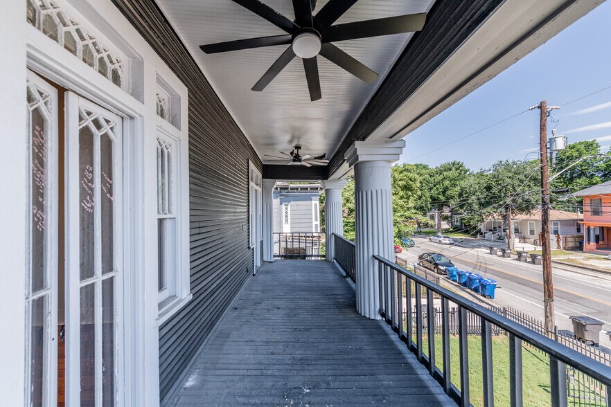 More Photos Of 214 E Ashby Pl, San Antonio Office For Lease